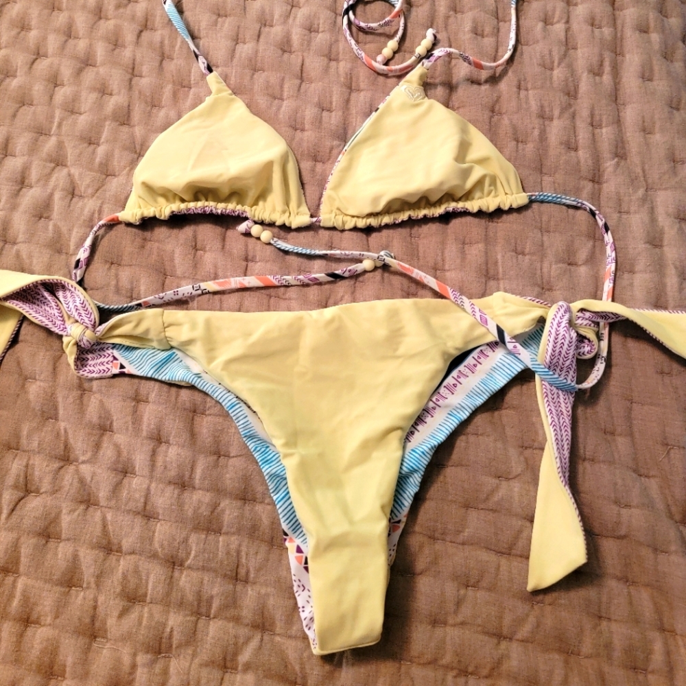 Roxy Reversible Essential Swim- Small - image 2